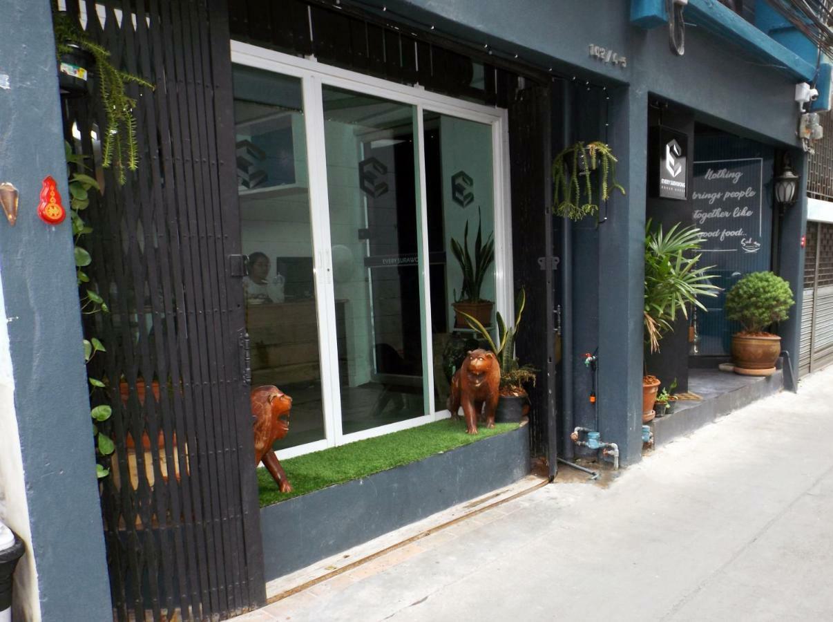 Every Surawong Banguecoque Exterior foto