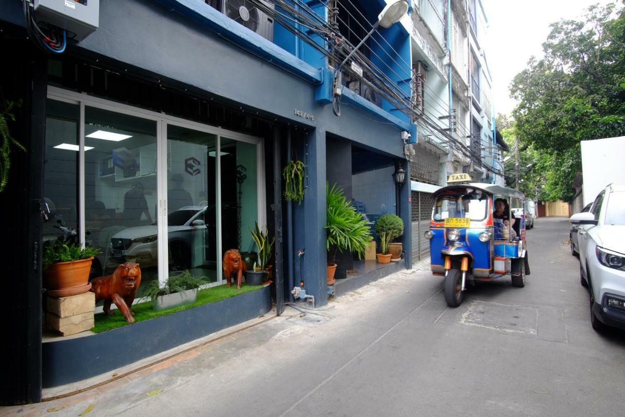 Every Surawong Banguecoque Exterior foto