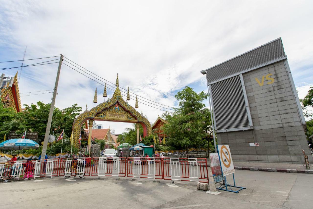 Every Surawong Banguecoque Exterior foto